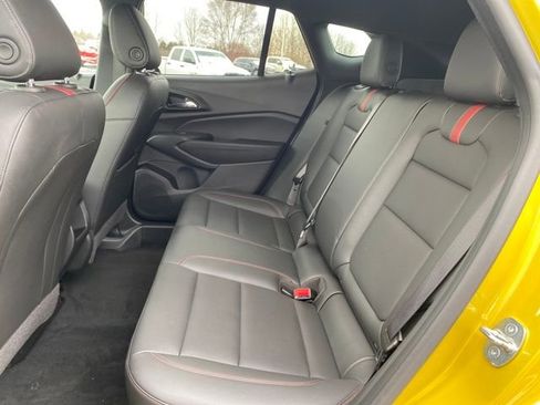 Used 2024 Chevrolet Trax RS w/ Driver Confidence Package image 17