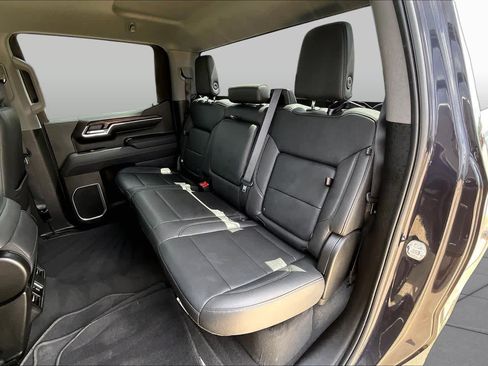 Used 2026 GMC Sierra 1500 SLT RWD image 21