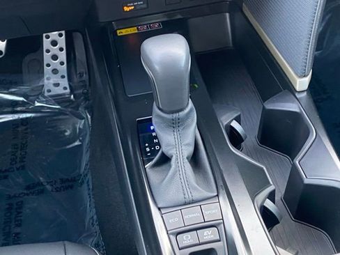 Certified 2025 Toyota Camry SE image 16