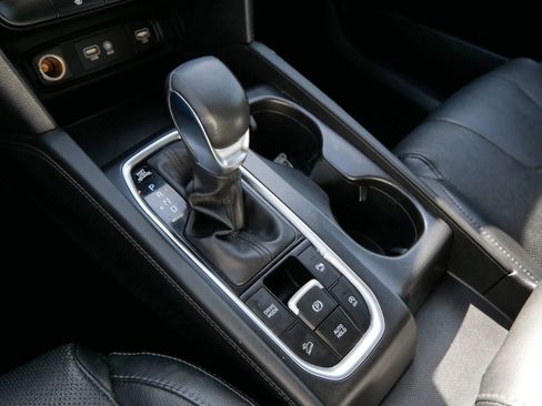 Used 2019 Hyundai Santa Fe Limited image 22