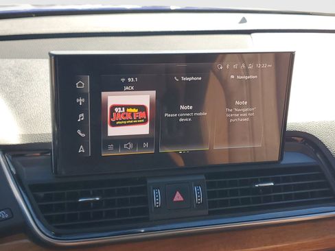 Used 2022 Audi Q5 e Premium w/ Convenience Package image 29