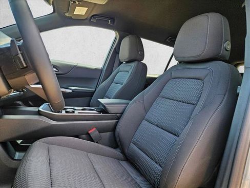 New 2027 Chevrolet Equinox LT FWD image 4