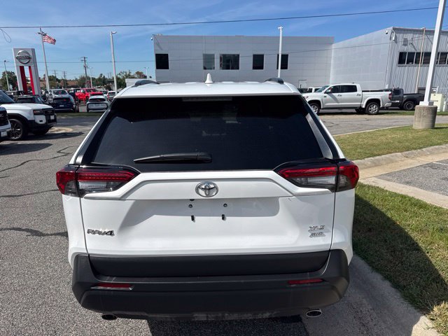 Used 2025 Toyota RAV4 XLE w/ Convenience Package AWD/4WD image 8