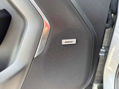 Used 2024 GMC Yukon SLT image 19