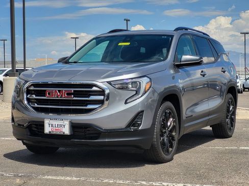 Used 2021 GMC Terrain SLT w/ Elevation Edition AWD/4WD image 4