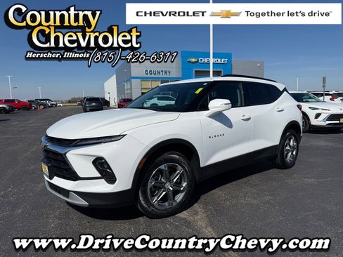 Used 2024 Chevrolet Blazer LT image 1