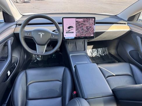Used 2021 Tesla Model 3 Standard Range Plus RWD image 6