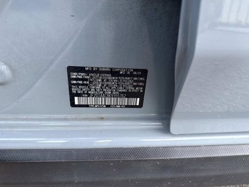 Used 2019 Subaru Crosstrek 2.0i image 13