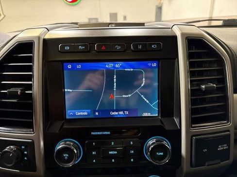 Used 2021 Ford F350 Lariat w/ Lariat Ultimate Package AWD/4WD image 28