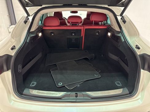 Used 2019 Maserati Levante GTS image 43