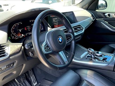 Certified 2021 BMW X5 xDrive40i w/ M Sport Package image 12