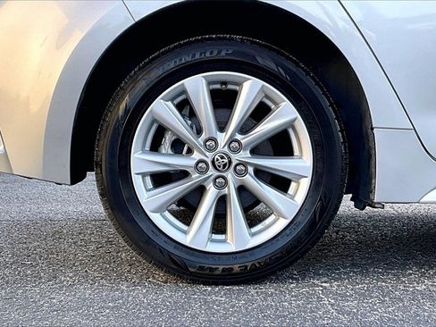 Used 2024 Toyota Corolla SE image 36