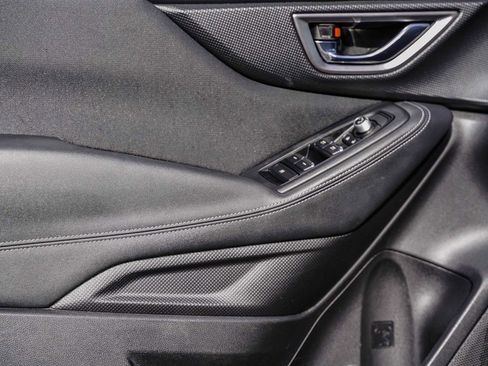 Used 2020 Subaru Forester Premium image 17