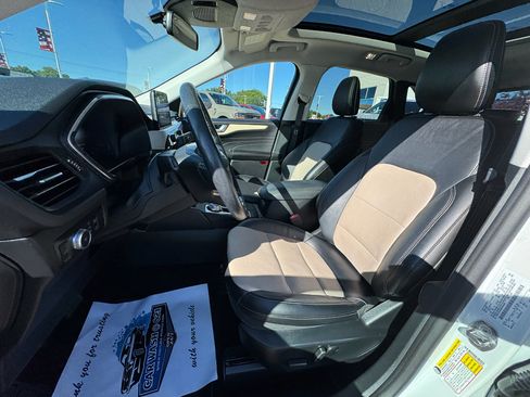 Used 2021 Ford Escape Titanium w/ Titanium Elite Package AWD/4WD image 33