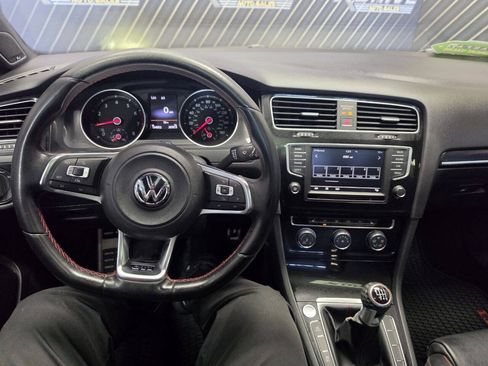 Used 2016 Volkswagen GTI SE FWD image 15
