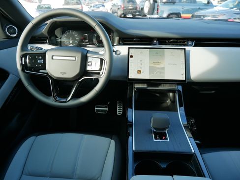 New 2026 Land Rover Range Rover Evoque Dynamic SE image 6