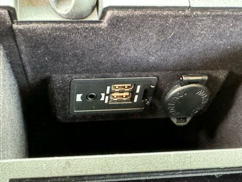 Used 2016 Lexus NX 300h AWD image 31