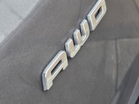 Used 2022 Ford Edge SE image 8