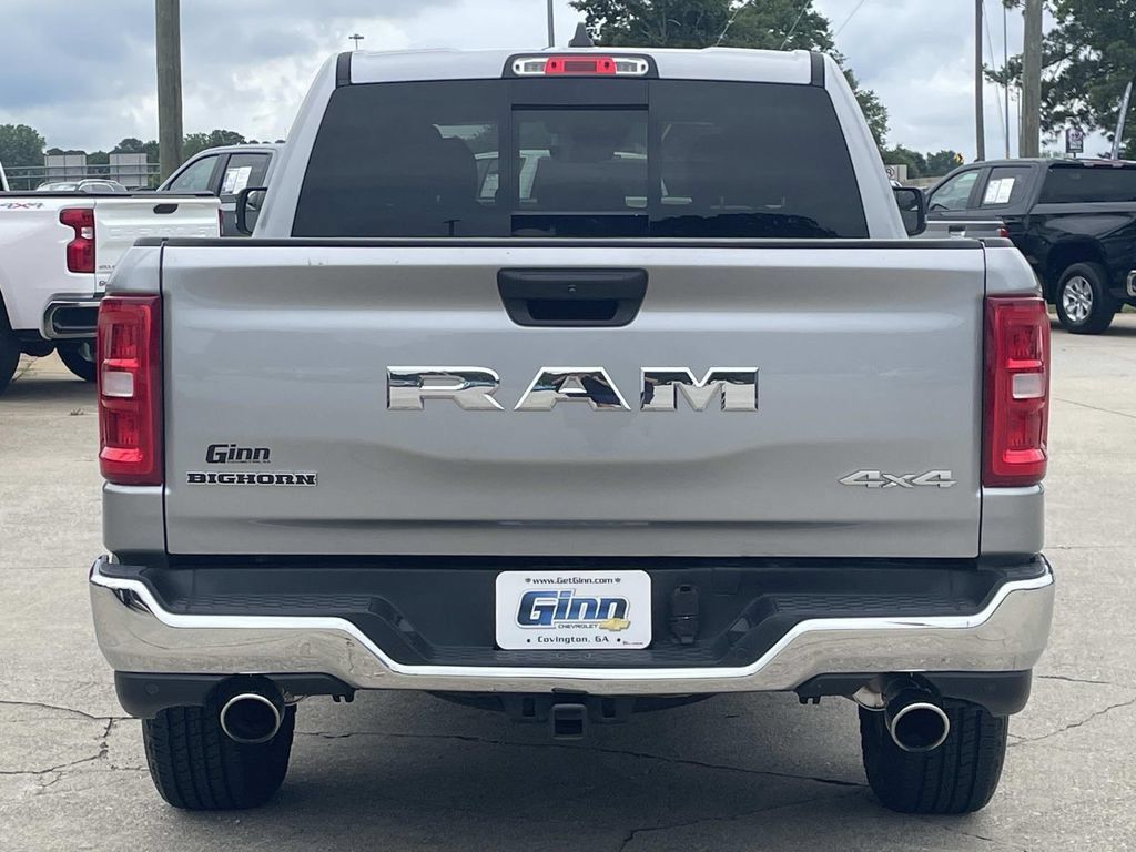 Used 2025 RAM 1500 Big Horn AWD/4WD image 3