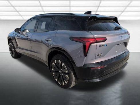 New 2025 Chevrolet Blazer EV RS RWD image 2