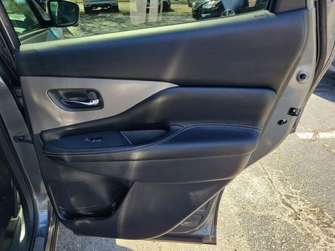 Used 2022 Nissan Murano SL image 34