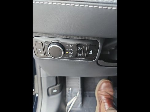 New 2025 Ford Mustang Mach-E Premium image 36