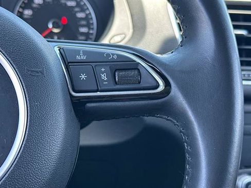 Used 2018 Audi Q3 2.0T Premium Plus AWD/4WD image 28