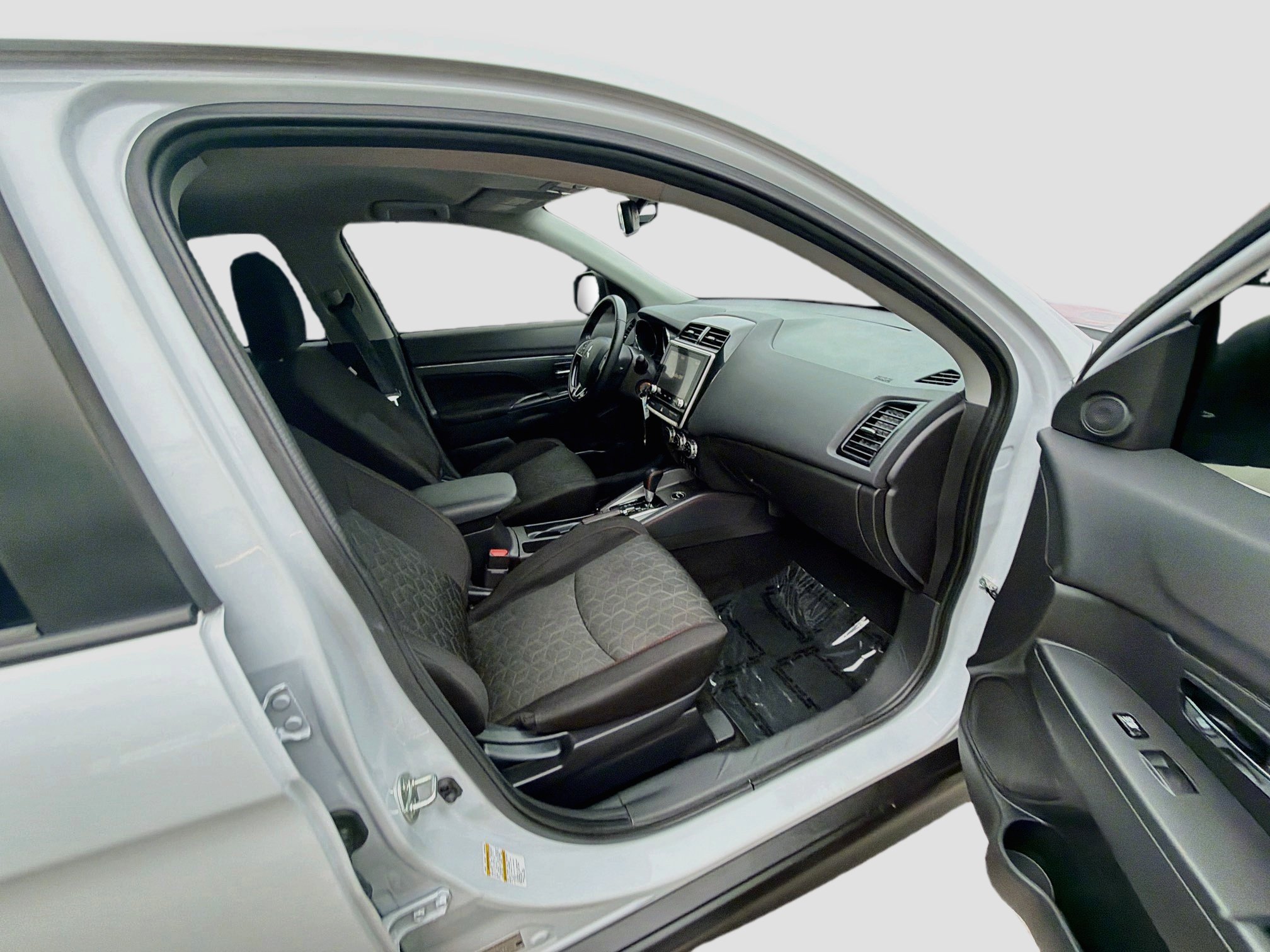 Used 2024 Mitsubishi Outlander Sport LE AWD/4WD image 31