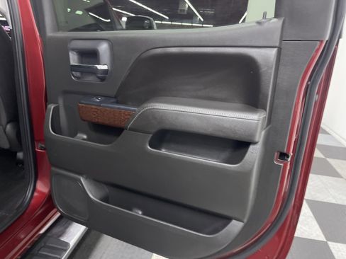 Used 2017 GMC Sierra 1500 SLT w/ SLT Premium Package image 18