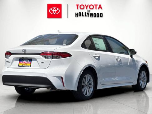 New 2026 Toyota Corolla LE FWD image 4