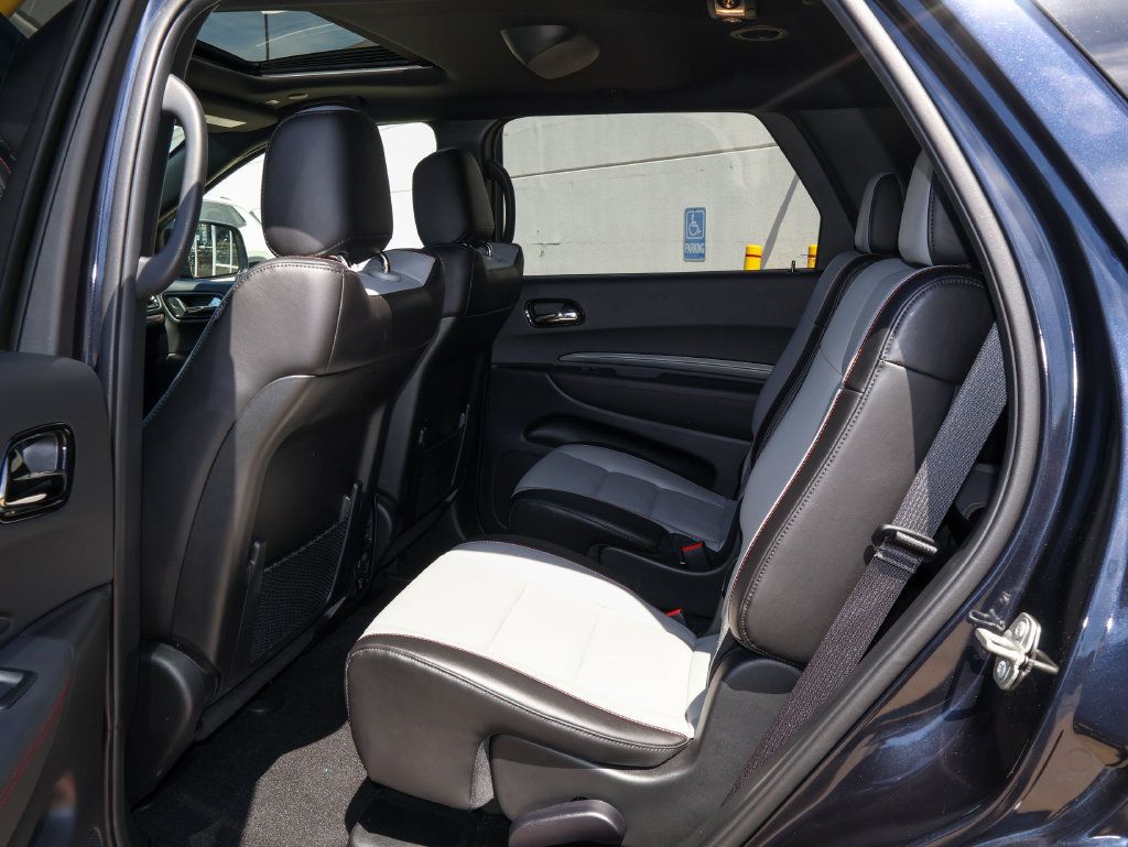 Used 2024 Dodge Durango R/T w/ Tow 'N Go Package AWD/4WD image 17