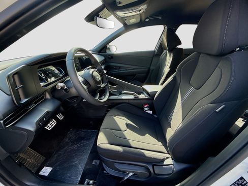 New 2026 Hyundai Elantra Sport FWD image 14