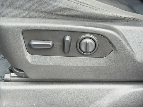 Used 2019 Chevrolet Silverado 1500 RST w/ All-Star Edition AWD/4WD image 22
