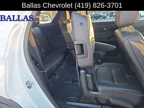 Certified 2023 Chevrolet Traverse RS image 28