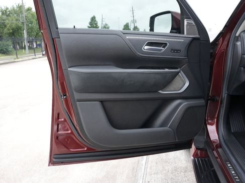 Certified 2025 INFINITI QX80 Sensory AWD/4WD image 18