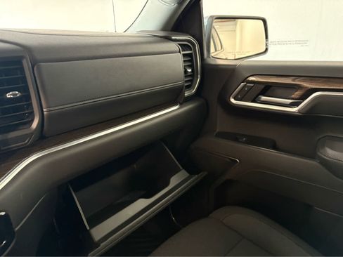 Used 2025 Chevrolet Silverado 1500 LT image 21