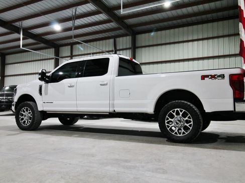 Used 2020 Ford F250 Lariat w/ Lariat Ultimate Package AWD/4WD image 7
