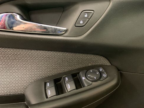 Used 2025 Chevrolet TrailBlazer LT image 18