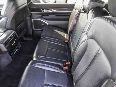 Used 2022 Jeep Wagoneer Series II image 14