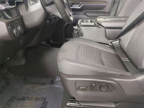 Certified 2025 Chevrolet Silverado 2500 LT w/ Convenience Package image 19