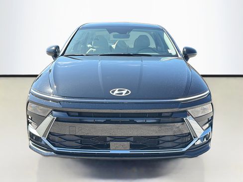 Used 2025 Hyundai Sonata SE image 8