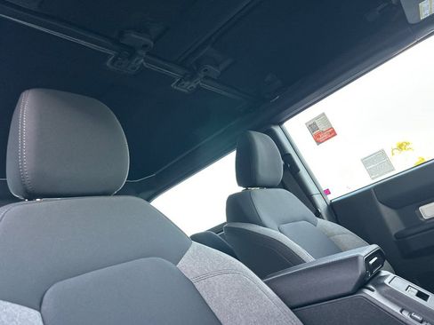 New 2025 Ford Bronco 2-Door w/ Sasquatch Package image 17