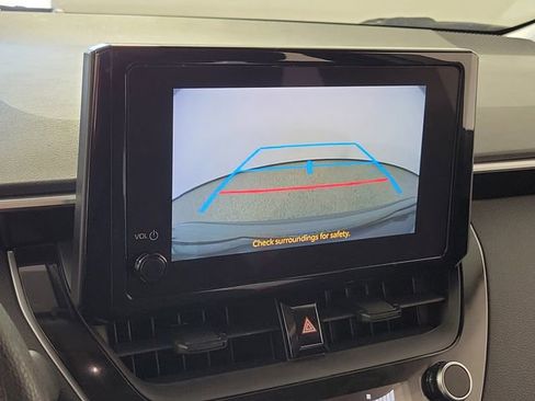 Used 2023 Toyota Corolla LE FWD image 29