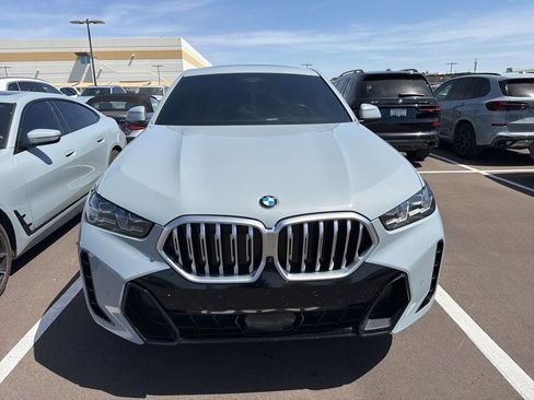 Certified 2024 BMW X6 xDrive40i w/ Premium Package AWD/4WD image 2