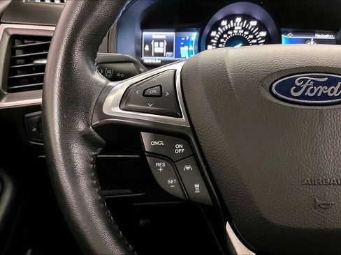 Used 2023 Ford Edge SEL AWD/4WD image 22