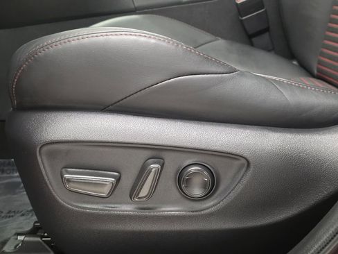 Used 2022 Toyota RAV4 XSE w/ Weather Package AWD/4WD image 25