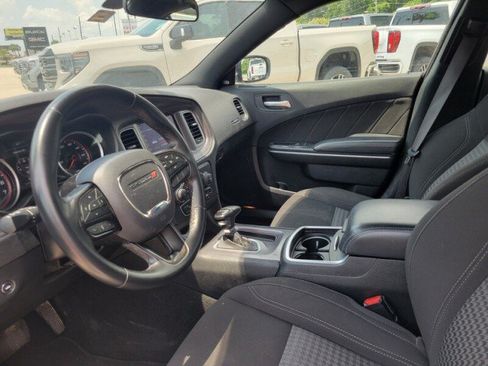 Used 2023 Dodge Charger SXT RWD image 8