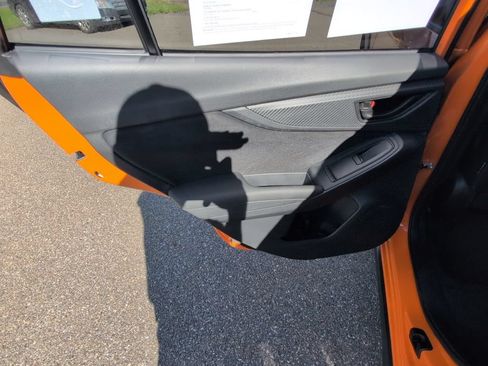 Used 2018 Subaru Crosstrek 2.0i AWD/4WD image 14
