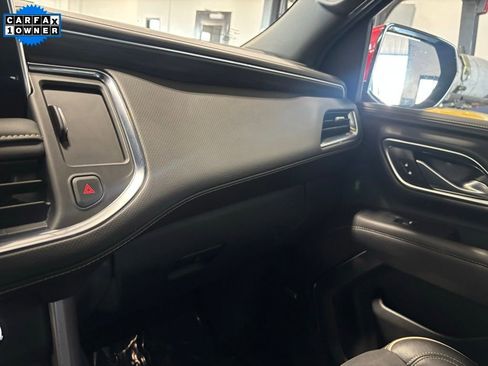 Used 2024 GMC Yukon SLT image 25