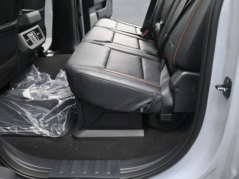 New 2026 Ford F250 Lariat w/ Chrome Package image 14